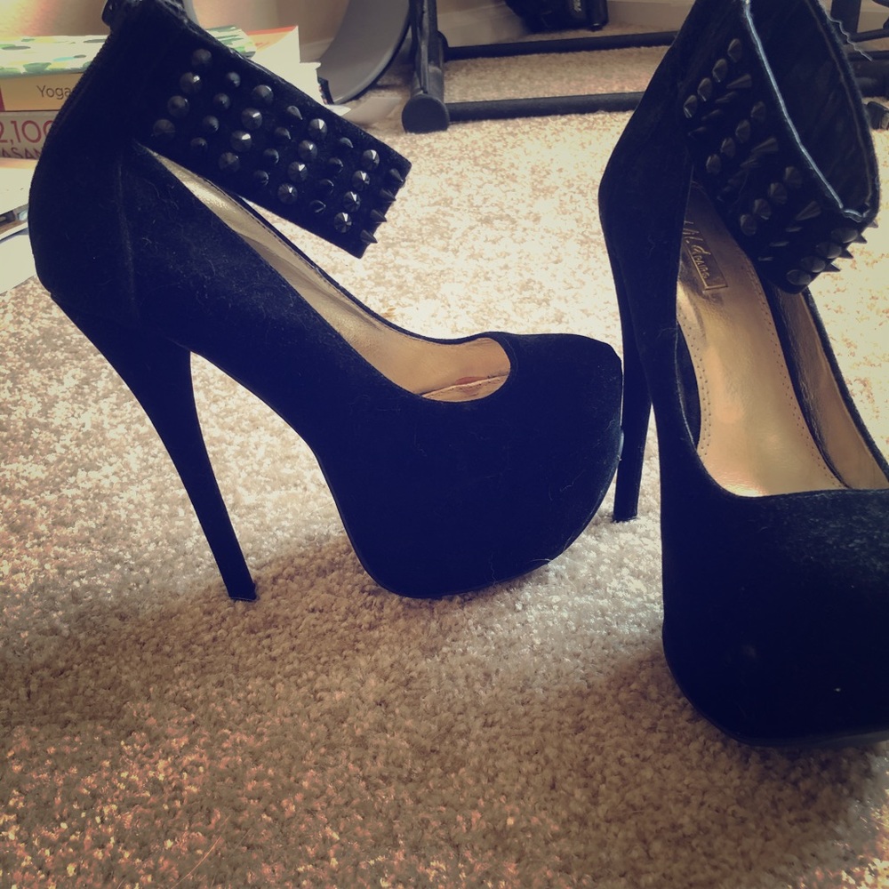 Suede heels